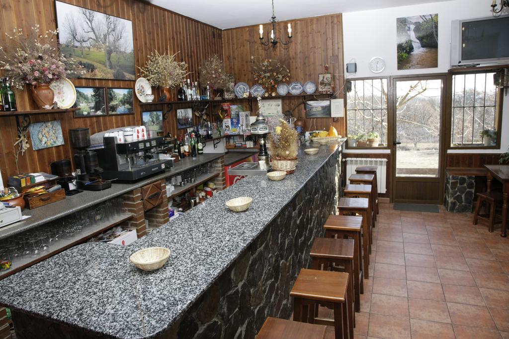 Hostal Restaurante Alto Rey Arroyo de las Fraguas Ngoại thất bức ảnh