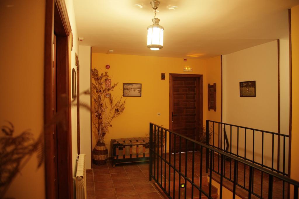 Hostal Restaurante Alto Rey Arroyo de las Fraguas Ngoại thất bức ảnh
