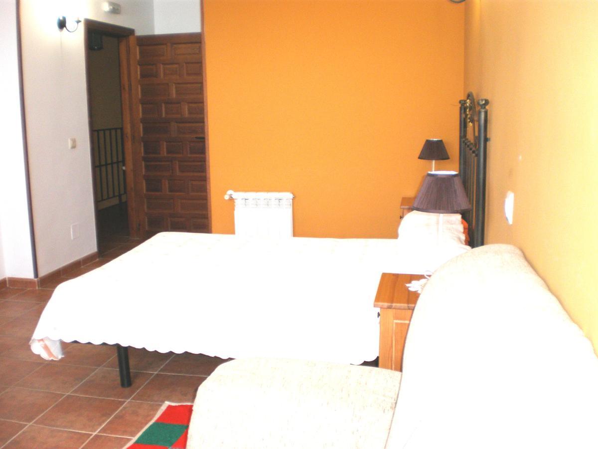 Hostal Restaurante Alto Rey Arroyo de las Fraguas Ngoại thất bức ảnh